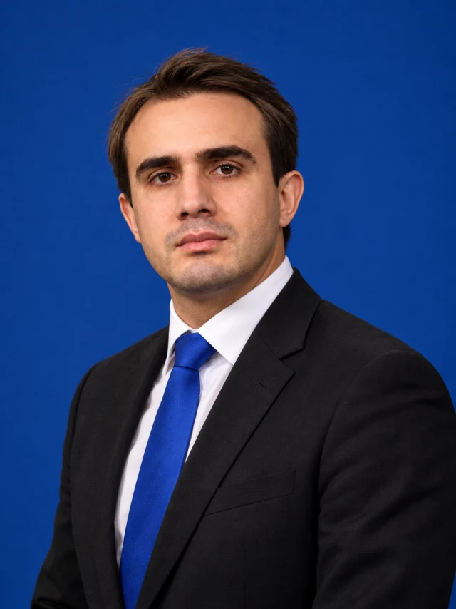 Decan, Robert KRISTOF